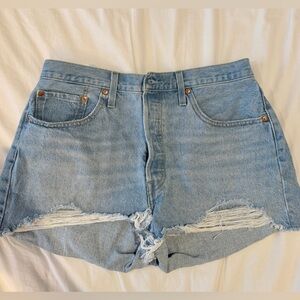 Levi’s Premium High Rise Distressed Denim Shorts – W32